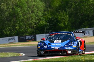 #10 - Boutsen VDS - Gilles MAGNUS/Robin KNUTSSON - Porsche 911 GT3 R EVO