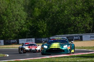 #21 - Comtoyou Racing - Oliver S&Ouml;DERSTR&Ouml;M/Arthur DORISON - Aston Martin Vantage AMR GT3 EVO