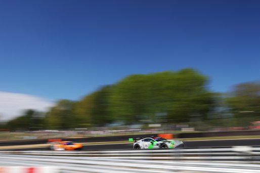 #35 - Walkenhorst Motorsport - Maxime ROBIN/Gaspard SIMON - Aston Martin Vantage AMR GT3 EVO | SRO / JEP