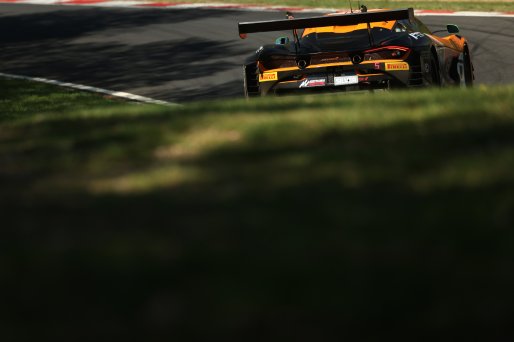 #5 - Optimum Motorsport - Mikey PORTER/Guilherme OLIVEIRA - McLaren 720S GT3 EVO | SRO / JEP