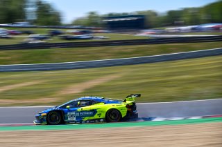 #96 - Rutronik Racing - Patric NIEDERHAUSER/Luca ENGSTLER - Lamborghini Temerario GT3