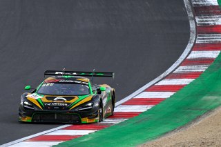 #111 - CSA Racing - Arthur ROUGIER/James KELL - McLaren 720S GT3 EVO