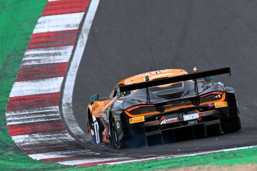 #5 - Optimum Motorsport - Mikey PORTER/Guilherme OLIVEIRA - McLaren 720S GT3 EVO | SRO / JEP