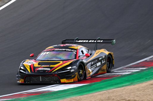 #555 - CSA Racing - Simon GACHET/Romain ANDRIOLO - McLaren 720S GT3 EVO | SRO / JEP