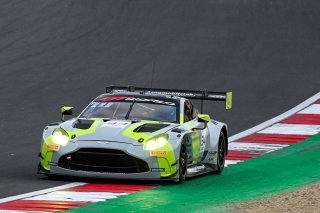 #34 - Walkenhorst Motorsport - Mateo VILLAGOMEZ/Jamie DAY - Aston Martin Vantage AMR GT3 EVO