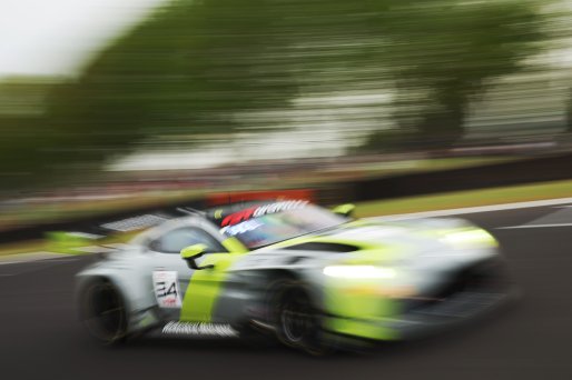 #34 - Walkenhorst Motorsport - Mateo VILLAGOMEZ/Jamie DAY - Aston Martin Vantage AMR GT3 EVO | SRO / JEP