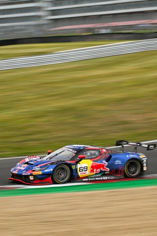 #69 - Emil Frey Racing - Thierry VERMEULEN/Ben GREEN - Ferrari 296 GT3 EVO