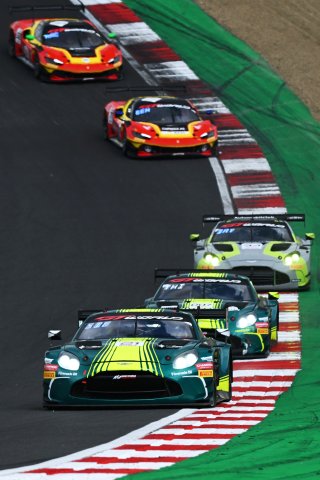 #21 - Comtoyou Racing - Oliver S&Ouml;DERSTR&Ouml;M/Arthur DORISON - Aston Martin Vantage AMR GT3 EVO