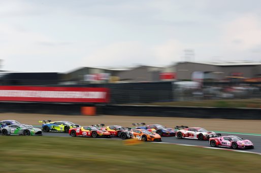 #5 - Optimum Motorsport - Mikey PORTER/Guilherme OLIVEIRA - McLaren 720S GT3 EVO | SRO / JEP