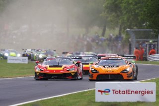 #50 - AF Corse - Arthur LECLERC/Thomas NEUBAUER - Ferrari 296 GT3 EVO and #5 - Optimum Motorsport - Mikey PORTER/Guilherme OLIVEIRA - McLaren 720S GT3 EVO