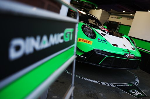 #54 - Dinamic GT - Tanart SATHIENTHIRAKUL/Loris CABIROU - Porsche 911 GT3 R EVO | SRO / JEP