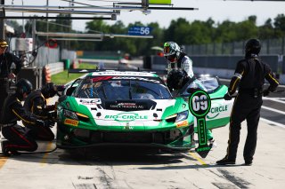 #60 - JMW Motorsport - Thomas KIEFER - Rolf INEICHEN - Tim HEINEMANN - Ferrari 296 GT3 EVO
