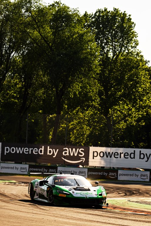 #60 - JMW Motorsport - Thomas KIEFER - Rolf INEICHEN - Tim HEINEMANN - Ferrari 296 GT3 EVO | SRO / JEP