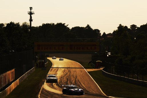 #97 - Rutronik Racing - Riccardo PERA - Antares AU - Sven M&Uuml;LLER - Porsche 911 GT3 R EVO | SRO /JEP