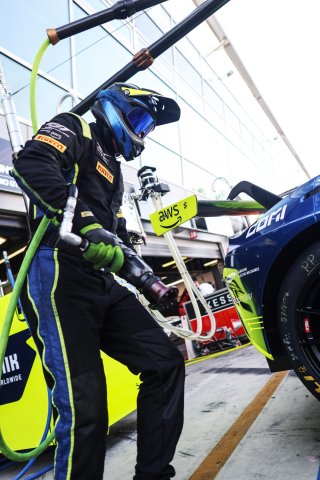 #96 - Rutronik Racing - Luca ENGSTLER - Marco MAPELLI - Patric NIEDERHAUSER - Lamborghini Temerario GT3