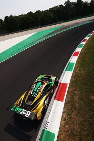 #111 - CSA Racing - James KELL - Arthur ROUGIER - Simon GACHET - McLaren 720S GT3 EVO
