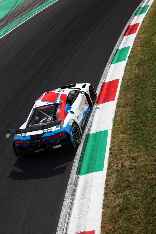 #25 - Sainteloc Racing - Ezequiel PEREZ COMPANC - Etienne CHELI - Ivan KLYMENKO - Audi R8 LMS GT3 EVO II | SRO / JEP