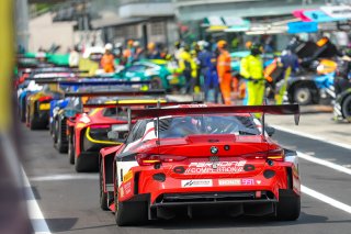 #991 - Paradine Competition - Robert DE HAAN - James KELLETT - Darren LEUNG - BMW M4 GT3 EVO