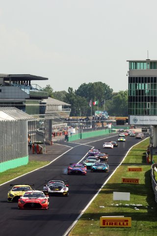 #17 - Mercedes - AMG Team GetSpeed - Maxime MARTIN - Maximilian GOTZ - Fabian SCHILLER - Mercedes-AMG GT3 EVO