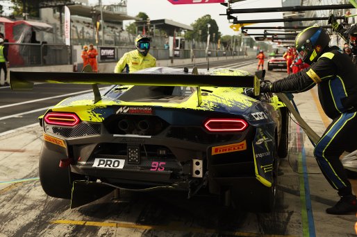 #96 - Rutronik Racing - Luca ENGSTLER - Marco MAPELLI - Patric NIEDERHAUSER - Lamborghini Temerario GT3 | SRO / JEP