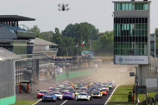 #64 - HRT Ford Racing - Arjun MAINI - Fabio SCHERER - Thomas DROUET - Ford Mustang GT3 EVO | SRO / JEP