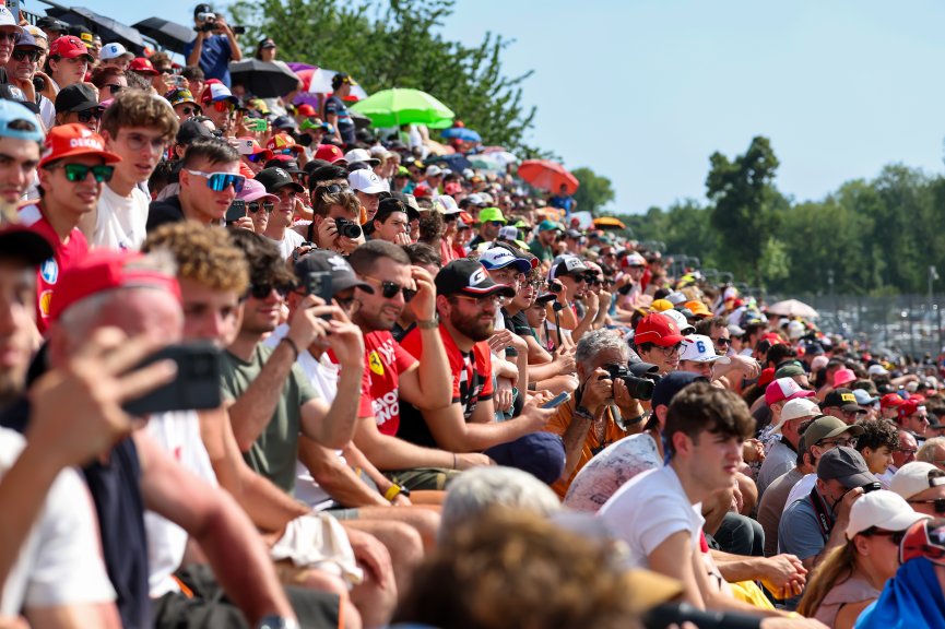 Fans at Monza 