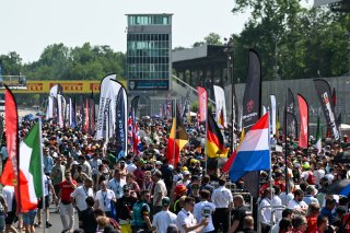 Fans on the grid at GT World Monza
