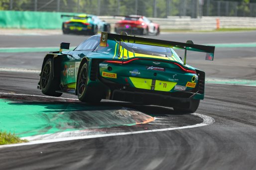 #11 - Comtoyou Racing - Marcelo TOMASONI - Aaron MUSS - Kyle MARCELLI - Aston Martin Vantage AMR GT3 EVO | SRO / JEP