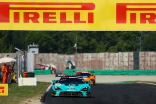 #44 - Greystone GT - Tommy PINTOS - Jayden KELLY - Josh RATTICAN - McLaren 720S GT3 EVO