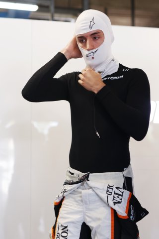 #5 - Optimum Motorsport - Guilherme OLIVEIRA - McLaren 720S GT3 EVO