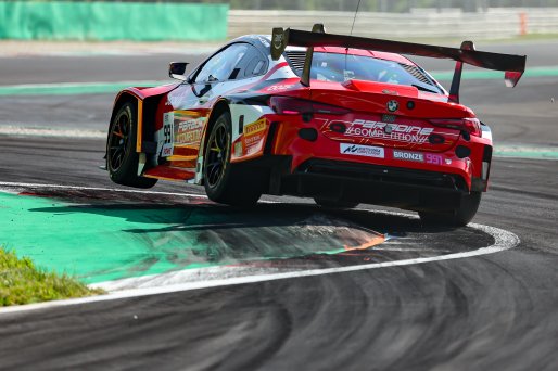 #991 - Paradine Competition - Robert DE HAAN - James KELLETT - Darren LEUNG - BMW M4 GT3 EVO | SRO / JEP