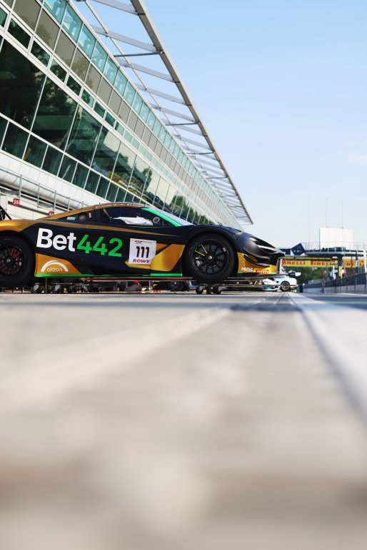 #111 - CSA Racing - Arthur ROUGIER - Simon GACHET - James KELL - McLaren 720S GT3 EVO | SRO / JEP