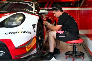 #914 - Razoon - more than racing - Dominik OLBERT - Gerhard TWERASER - Porsche 911 GT3 R EVO