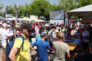 Fans at the Monza fanzone driver Meet & Greet