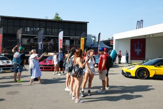 Fans in the Monza Paddock