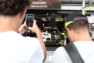 Pitwalk and autograph session
