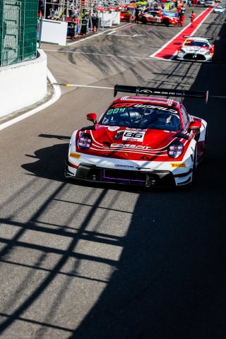 #86 - High Class Racing - Kerong LI - Anders FJORDBACH - Bo YUAN - Hongli YE - Porsche 911 GT3 R (992) EVO | SRO / JEP