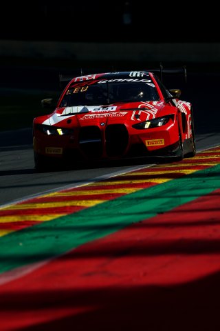#991 - Paradine Competition - James KELLETT - Darren LEUNG - BMW M4 GT3 EVO