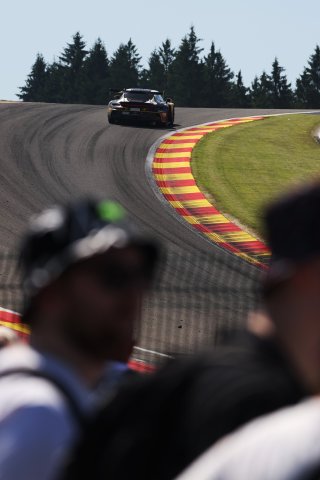 #10 - Boutsen VDS - Gilles MAGNUS - Robin KNUTSSON - Alessandro GHIRETTI - Porsche 911 GT3 R EVO