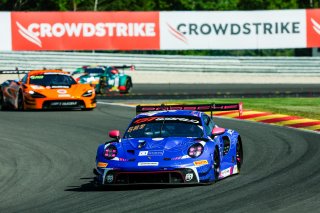 #97 - Rutronik Racing - Michelle GATTING - Antares AU - Martin RUMP - Sven MULLER - Porsche 911 GT3 R EVO | SRO / JEP