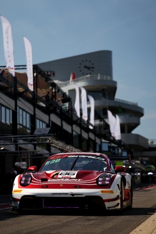 #86 - High Class Racing - Kerong LI - Anders FJORDBACH - Bo YUAN - Hongli YE - Porsche 911 GT3 R (992) EVO
