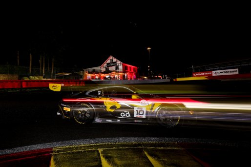 #10 - Boutsen VDS - Gilles MAGNUS - Robin KNUTSSON - Alessandro GHIRETTI - Porsche 911 GT3 R (992) EVO | SRO / JEP