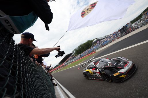 #2 - Boutsen VDS - Morris SCHURING - Dorian BOCCOLACCI - Alessio PICARIELLO - Porsche 911 GT3 R (992) EVO | SRO / JEP
