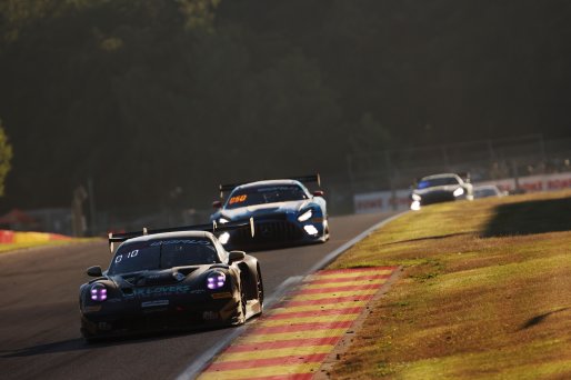 #22 - Schumacher CLRT - Ayhancan GUVEN - Matt CAMPBELL - Frederic MAKOWIECKI - Porsche 911 GT3 R (992) EVO | SRO / JEP