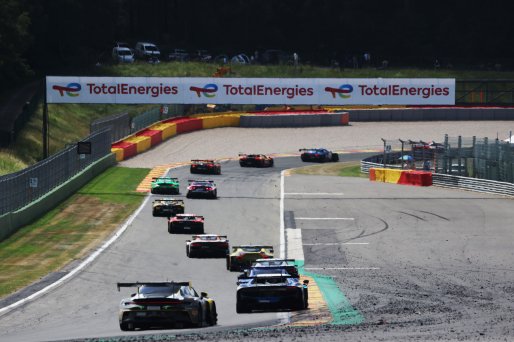 #74 - Kessel Racing - Dustin BLATTNER - Ben TUCK - Mathys JAUBERT - Dennis MARSCHALL - Ferrari 296 GT3 EVO | SRO / JEP