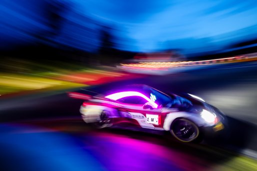 #86 - High Class Racing - Kerong LI - Anders FJORDBACH - Bo YUAN - Hongli YE - Porsche 911 GT3 R (992) EVO | SRO / JEP