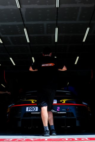 #2 - Boutsen VDS - Morris SCHURING - Dorian BOCCOLACCI - Alessio PICARIELLO - Porsche 911 GT3 R EVO