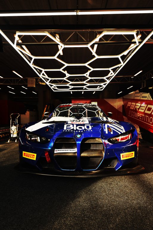 #992 - Paradine Competition - Christian HAHN - Josh ROWLEDGE - Jop RAPPANGE - BMW M4 GT3 EVO | SRO / JEP