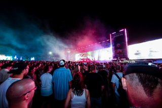 Fans at the Dimitri Vegas Concert