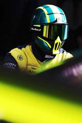 #21 - Comtoyou Racing - Oliver SODERSTROM - Arthur DORISON - Aston Martin Vantage AMR GT3 EVO